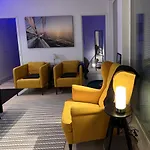 To Luxstudio Minervasuite From Helsinki Airport 6 Min, To 27min, Freeparking In Kivistoein Kivistoe * Vantaa