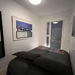 Apartamento To Luxstudio Minervasuite From Helsinki Airport 6 Min, To 27min, Freeparking In Kivistoein Kivistoe