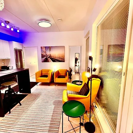 To Luxstudio Minervasuite From Helsinki Airport 6 Min, To 27min, Freeparking In Kivistoein Kivistoe Lejlighed *