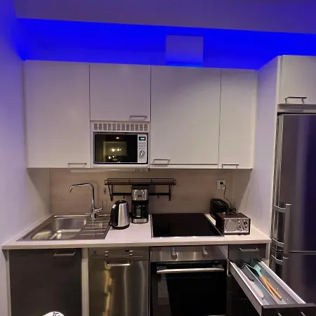 To Luxstudio Minervasuite From Helsinki Airport 6 Min, To 27min, Freeparking In Kivistoein Kivistoe *